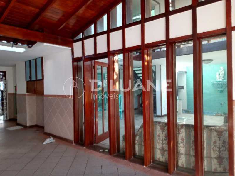 Conheça 328201355272624 do imóvel - Diluane Imoveis Vende. Piratininga. Excelente Triplex. 1a Quadra da Praia.Vista Panorâmica para Mar e Lagoa. - NTCA40024 - 23 328201355272624 - 23