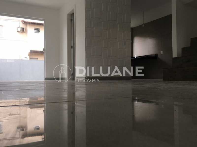 Conheça 050266707367504 do imóvel - Diluane Imóveis Vende. Itaípu. Excelente Duplex. Garagem 2 carros. Bem localizada, - NTCA30041 - 3 050266707367504 - 3