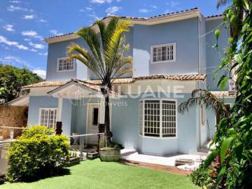 Imperdível - Diluane Imóveis Vende. Ingá. Magnífica Residencial Duplex. Requinte e bom gosto. 250m². Garagem. - NTCA40026