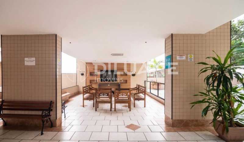 Conheça Área comum do imóvel - Diluane Imóveis Vende !!! Niterói. Bem localizado. Condomínio com Infra Estrutura Completa.Medindo 80m². Garagem.Vazio. Proximo ao Corpo de Bombeiros. - NTAP30104 - 30 Área comum - 30