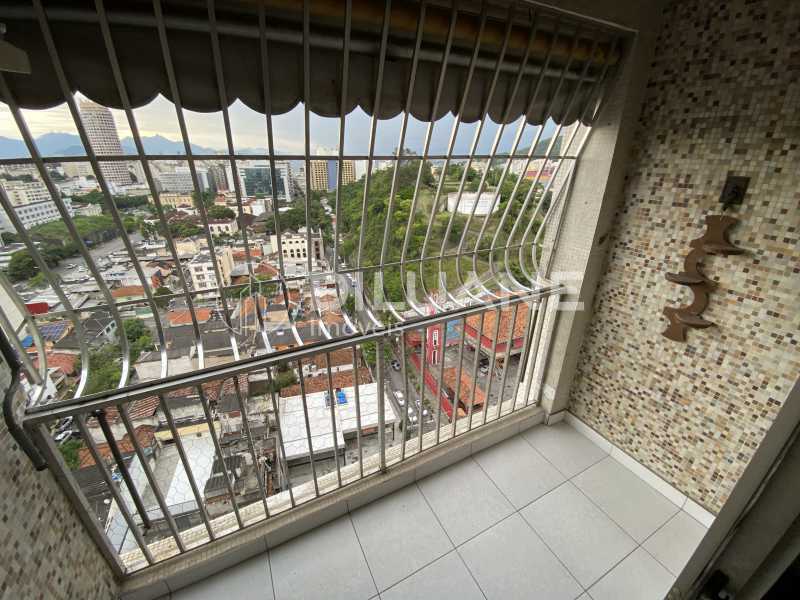Conheça Varanda do imóvel - Diluane Imóveis Vende !!! Niterói. Bem localizado. Condomínio com Infra Estrutura Completa.Medindo 80m². Garagem.Vazio. Proximo ao Corpo de Bombeiros. - NTAP30104 - 12 Varanda - 12