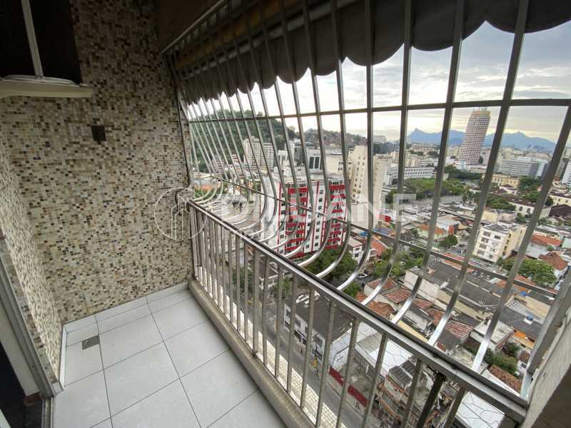 Conheça Varanda do imóvel - Diluane Imóveis Vende !!! Niterói. Bem localizado. Condomínio com Infra Estrutura Completa.Medindo 80m². Garagem.Vazio. Proximo ao Corpo de Bombeiros. - NTAP30104 - 13 Varanda - 13