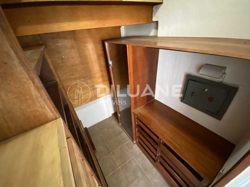 Conheça Closet Quarto 1 do imóvel - Cobertura 4 quartos à venda Humaitá, Rio de Janeiro - R$ 2.000.000 - BTCO40055 - 17 Closet Quarto 1 - 17