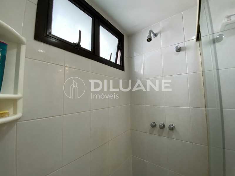 Suite Quarto 3 - 19