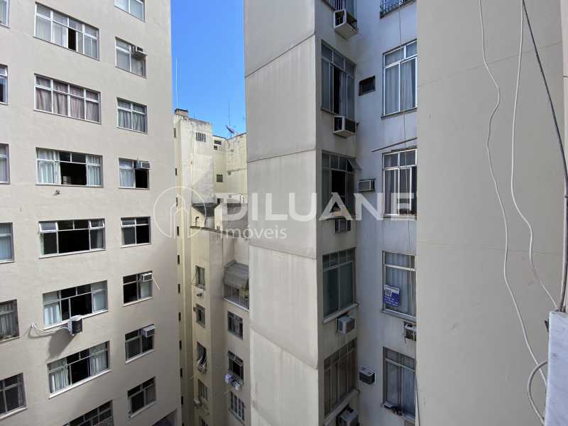 Conheça Vista sala/quarto do imóvel - Kitnet/Conjugado 27m² à venda Copacabana, Rio de Janeiro - R$ 530.000 - CPKI10051 - 11 Vista sala/quarto - 11