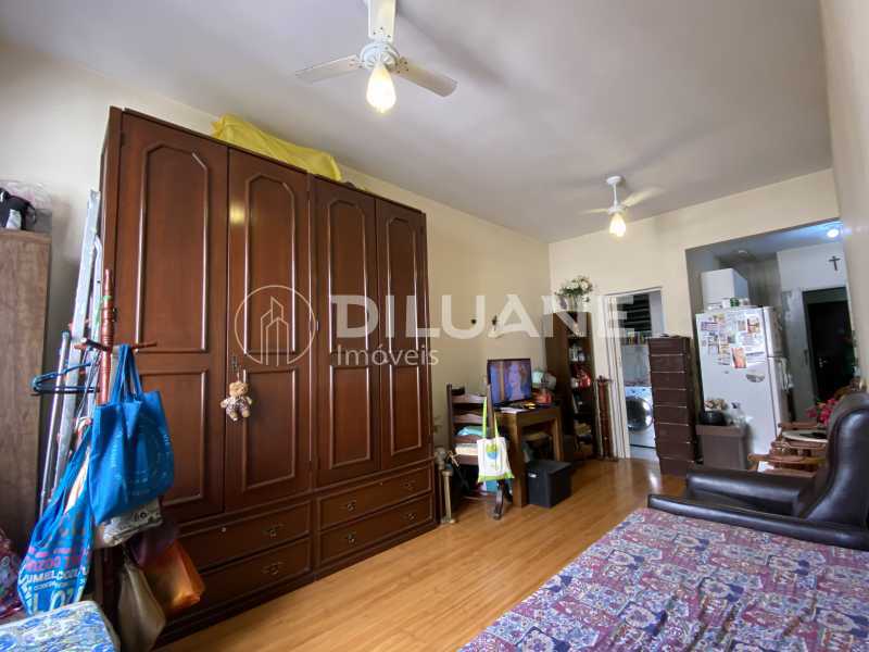 Conheça Sala/quarto do imóvel - Kitnet/Conjugado 27m² à venda Copacabana, Rio de Janeiro - R$ 530.000 - CPKI10051 - 13 Sala/quarto - 13