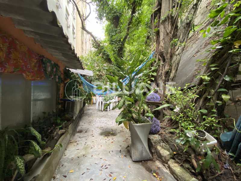 Conheça Área externa privativa do imóvel - Apartamento com Área Privativa à venda Rua General Polidoro, Botafogo, Rio de Janeiro - R$ 850.000 - BTAA30011 - 27 Área externa privativa - 27