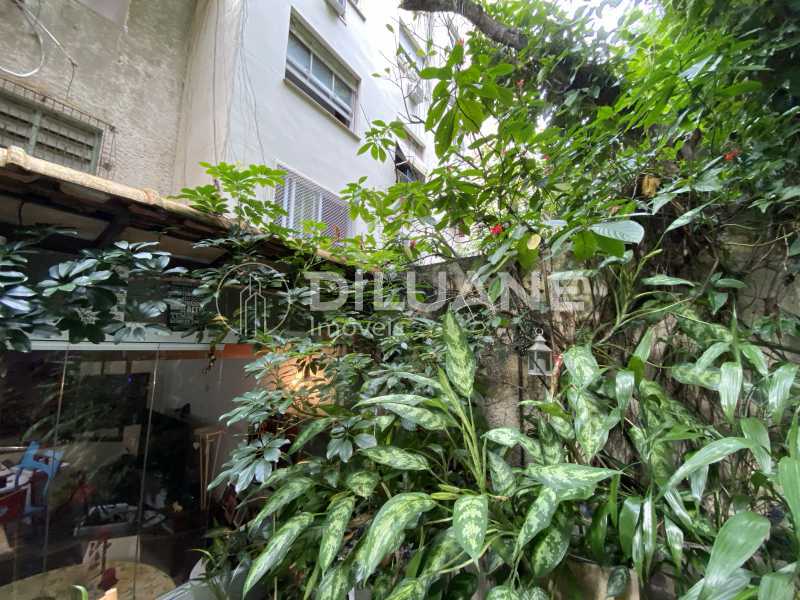 Conheça Área externa privativa do imóvel - Apartamento com Área Privativa à venda Rua General Polidoro, Botafogo, Rio de Janeiro - R$ 850.000 - BTAA30011 - 30 Área externa privativa - 30