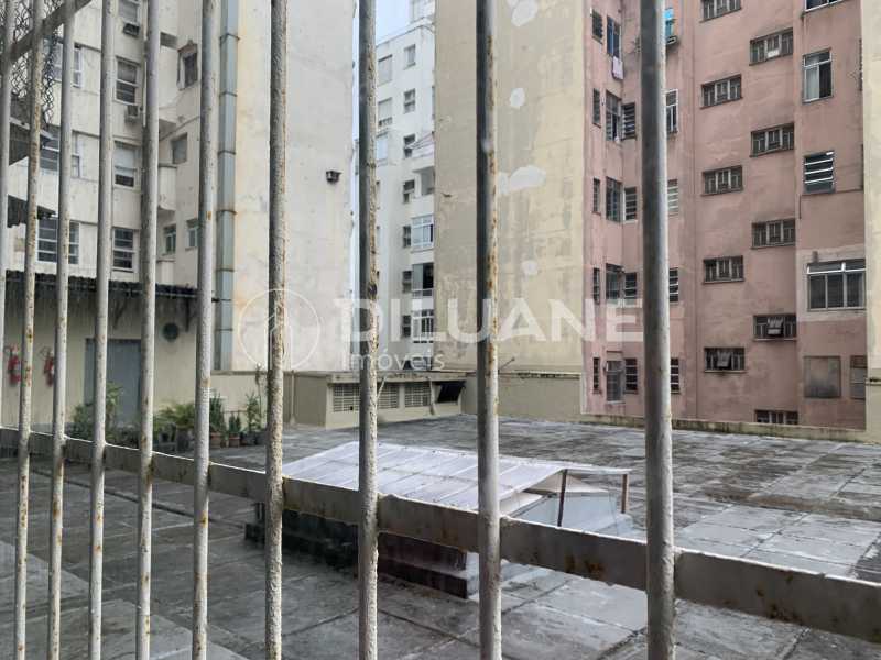 Conheça Vista janela sala 2 do imóvel - Sala Comercial 35m² à venda Copacabana, Rio de Janeiro - R$ 230.000 - CPSL00076 - 10 Vista janela sala 2 - 10