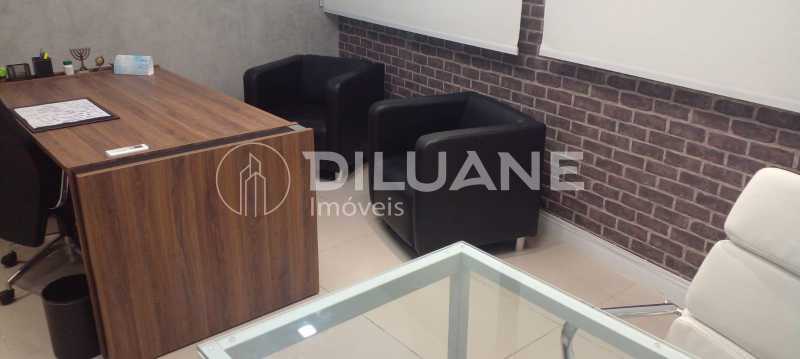 Conheça e7ed7751-915c-4bb2-a952-39ef74 do imóvel - Diluane Imóveis Vende. Excelente Andar Corporativo em Niterói. Condomínio oferece Cobertura: Sybe café, 3 salas de reunião , espaço com churrasqueira, Conforto e praticidade. - NTSJ00003 - 31 e7ed7751-915c-4bb2-a952-39ef74 - 31