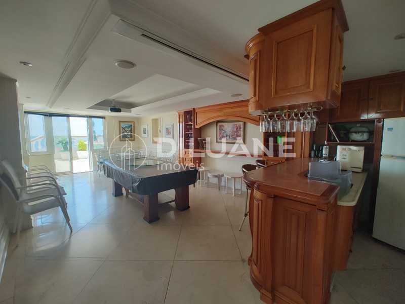 Conheça Bar e sala de jogos do imóvel - Cobertura à venda Avenida Atlântica, Copacabana, Rio de Janeiro - R$ 18.000.000 - CPCO40011 - 32 Bar e sala de jogos - 32