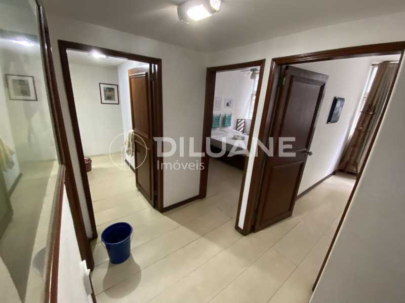 Conheça Corredor quartos do imóvel - Apartamento à venda Rua República do Peru, Copacabana, Rio de Janeiro - R$ 1.300.000 - CPAP30531 - 14 Corredor quartos - 14