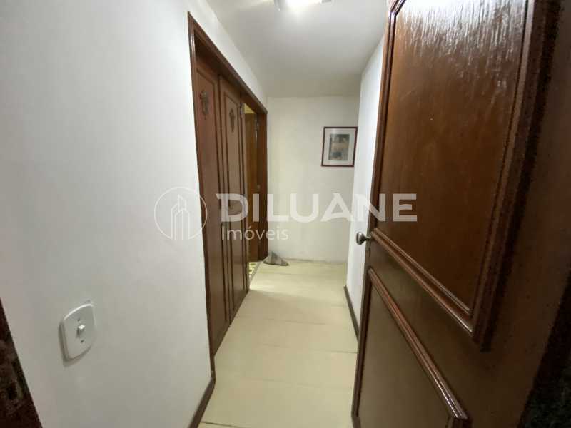 Conheça Acesso Quarto 3 do imóvel - Apartamento à venda Rua República do Peru, Copacabana, Rio de Janeiro - R$ 1.300.000 - CPAP30531 - 27 Acesso Quarto 3 - 27