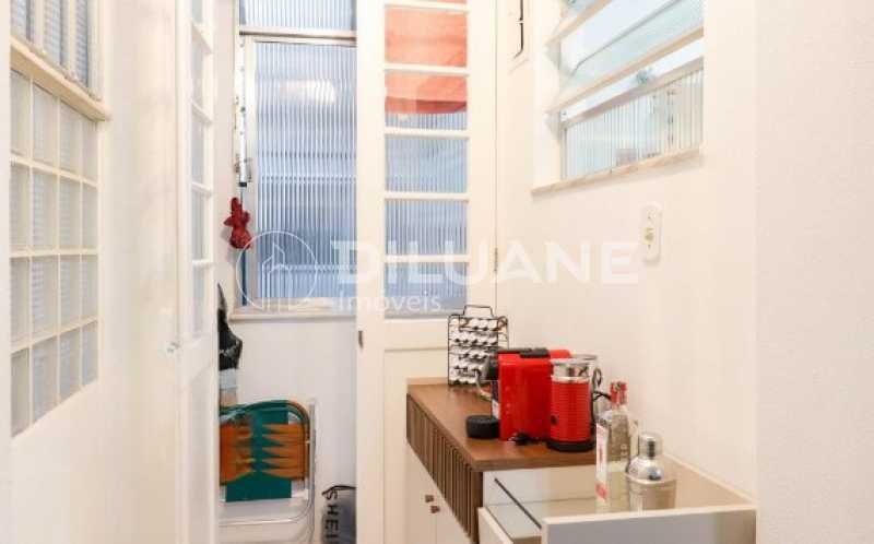 área de serviço - 22