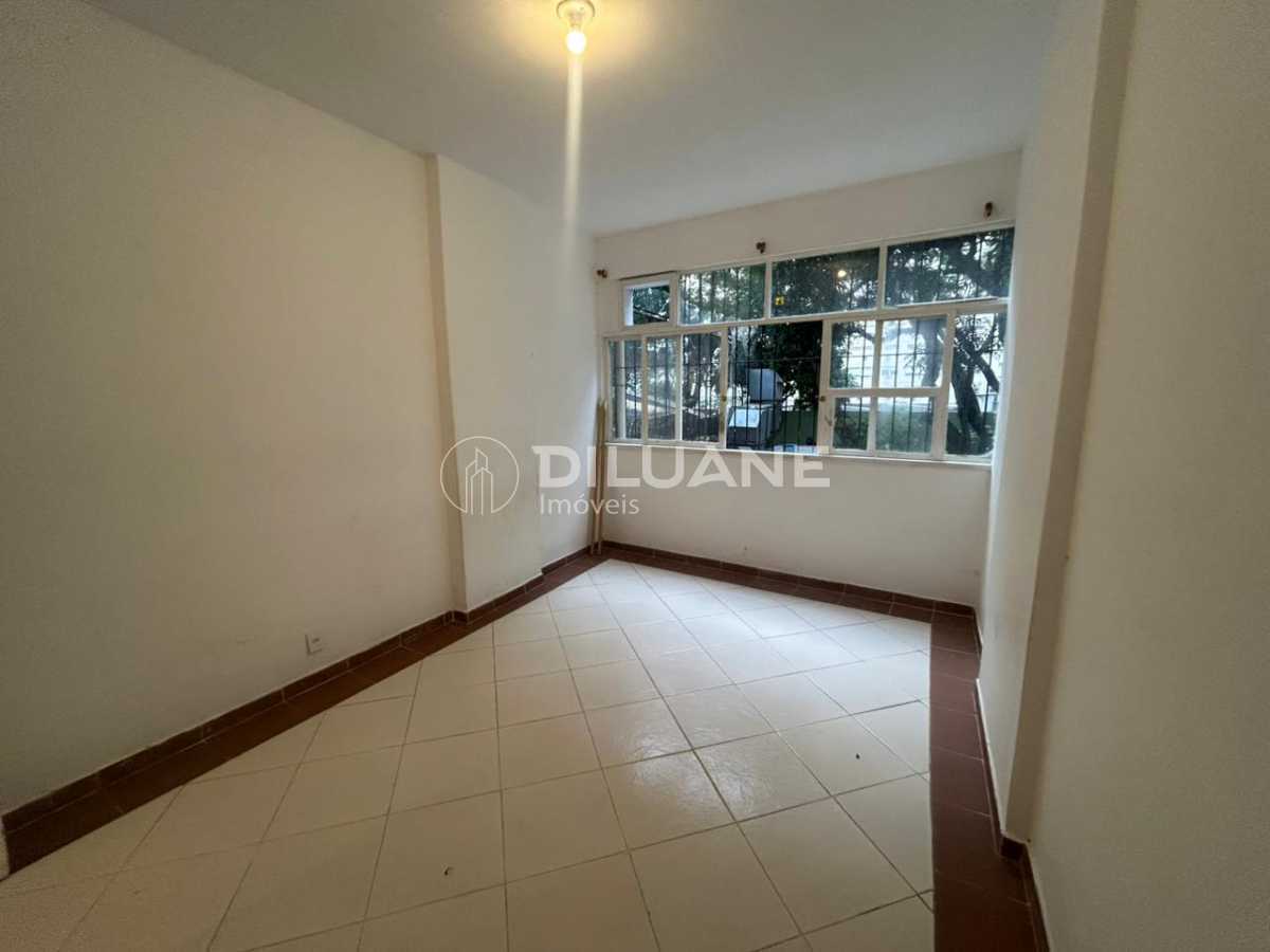 WhatsApp Image 2025-12-09 at 1 - 3