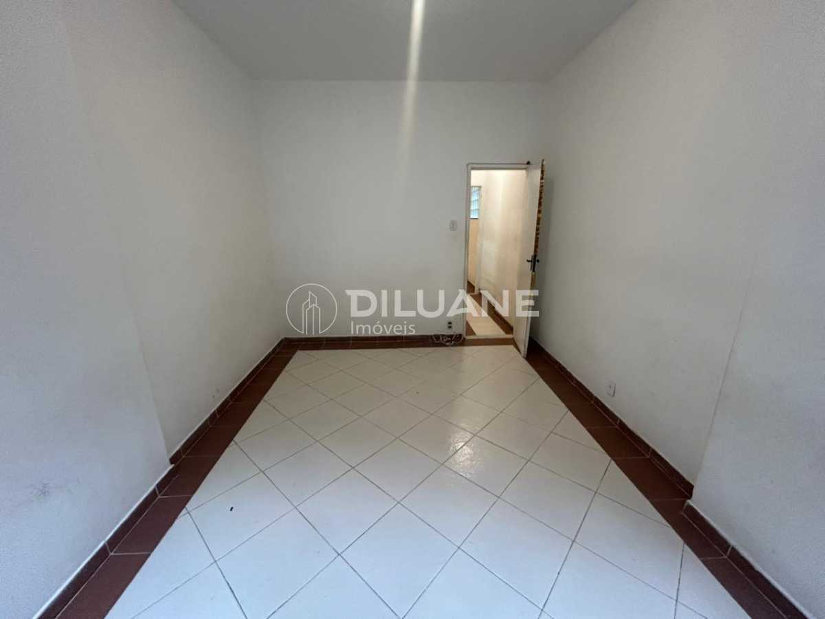 WhatsApp Image 2025-12-09 at 1 - 4