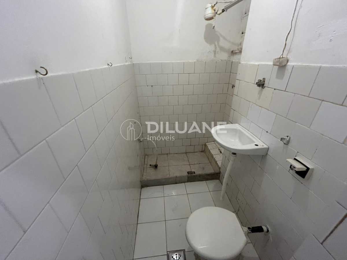 WhatsApp Image 2025-12-09 at 1 - 7