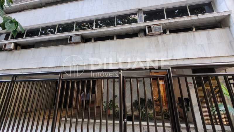 Conheça FACHADA DO PRÉDIO do imóvel - Apartamento 3 quartos à venda Copacabana, Rio de Janeiro - R$ 2.650.000 - CPAP30570 - 47 FACHADA DO PRÉDIO - 47