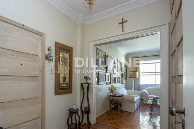 Conheça WhatsApp Image 2023-03-16 at 1 do imóvel - Apartamento 4 quartos à venda Copacabana, Rio de Janeiro - R$ 1.800.000 - BTAP40196 - 8 WhatsApp Image 2023-03-16 at 1 - 8