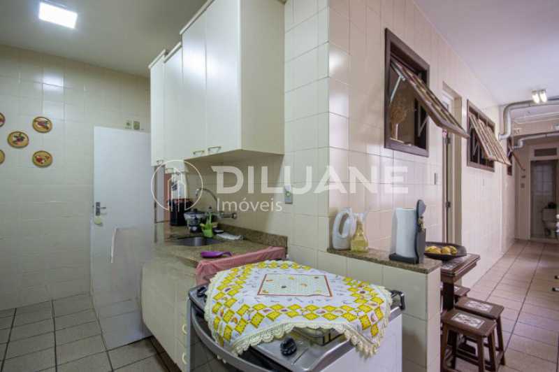 Conheça WhatsApp Image 2023-03-16 at 1 do imóvel - Apartamento 4 quartos à venda Copacabana, Rio de Janeiro - R$ 1.800.000 - BTAP40196 - 25 WhatsApp Image 2023-03-16 at 1 - 25
