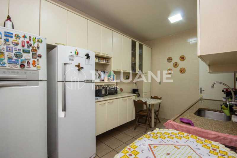 Conheça WhatsApp Image 2023-03-16 at 1 do imóvel - Apartamento 4 quartos à venda Copacabana, Rio de Janeiro - R$ 1.800.000 - BTAP40196 - 21 WhatsApp Image 2023-03-16 at 1 - 21