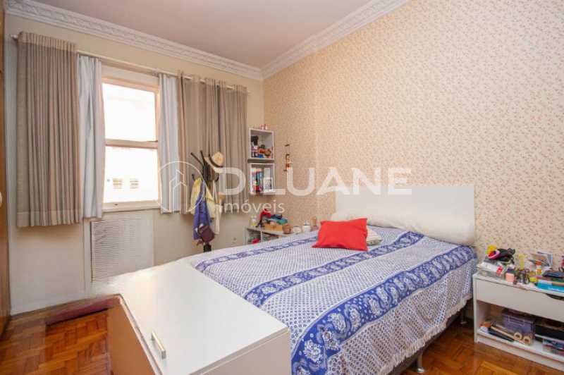 Conheça WhatsApp Image 2023-03-16 at 1 do imóvel - Apartamento 4 quartos à venda Copacabana, Rio de Janeiro - R$ 1.800.000 - BTAP40196 - 11 WhatsApp Image 2023-03-16 at 1 - 11