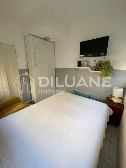 Conheça desktop_master_bedroom26 do imóvel - Cobertura à venda Rua Ronald de Carvalho, Copacabana, Rio de Janeiro - R$ 1.850.000 - CPCO40019 - 17 desktop_master_bedroom26 - 17