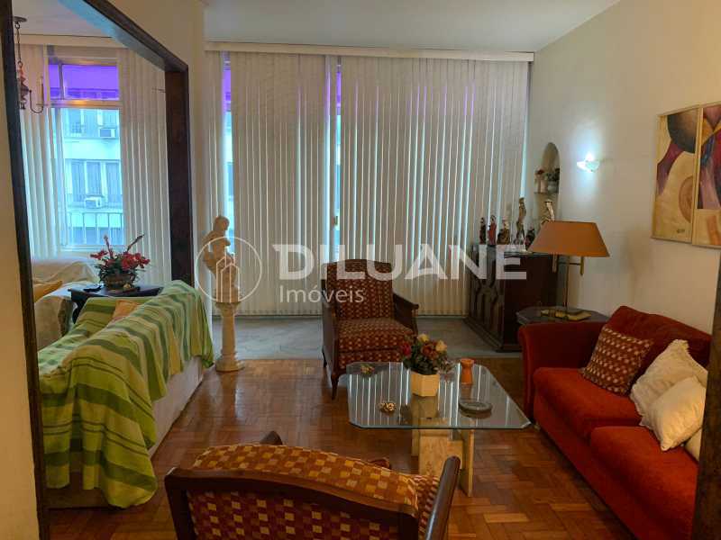 Conheça WhatsApp Image 2023-05-17 at 1 do imóvel - excelente apartamento de 3 quartos com 1 vaga de garagem na escritura - CPAP30649 - 1 WhatsApp Image 2023-05-17 at 1 - 1