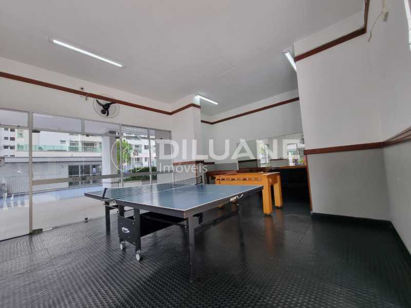 Conheça WhatsApp Image 2023-06-05 at 7 do imóvel - Apartamento à venda Rua Jornalista Henrique Cordeiro, Barra da Tijuca, Rio de Janeiro - R$ 820.000 - BTAP21391 - 35 WhatsApp Image 2023-06-05 at 7 - 35