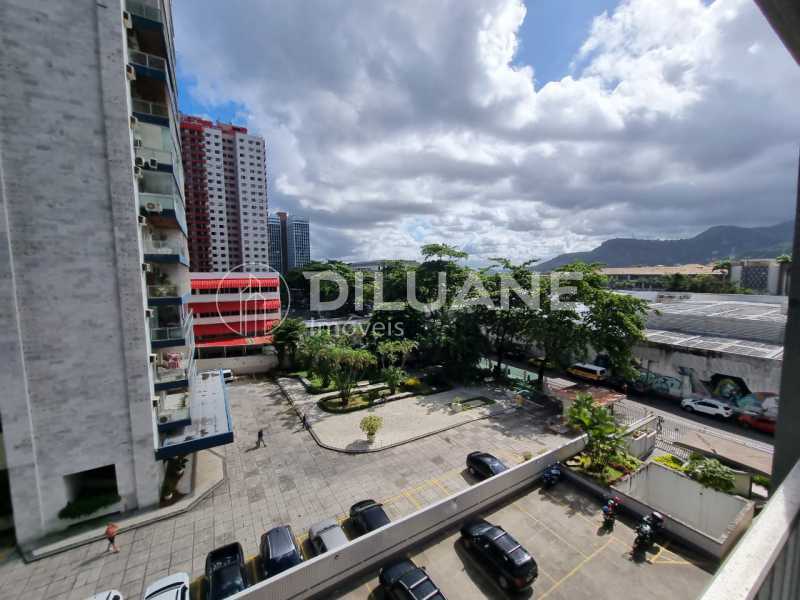 Conheça WhatsApp Image 2023-06-05 at 7 do imóvel - Apartamento à venda Rua Jornalista Henrique Cordeiro, Barra da Tijuca, Rio de Janeiro - R$ 820.000 - BTAP21391 - 44 WhatsApp Image 2023-06-05 at 7 - 44