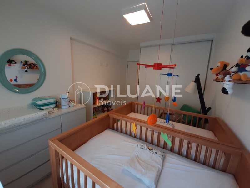 2b874a42-6c8a-4799-b055-792235 - 14