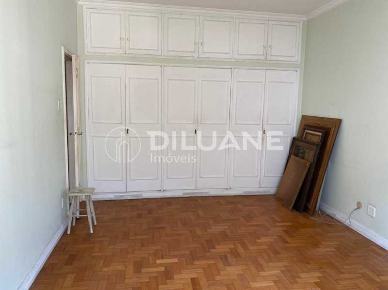 a4e7ccbc-1afc-482f-9fb5-4d62eb - 14