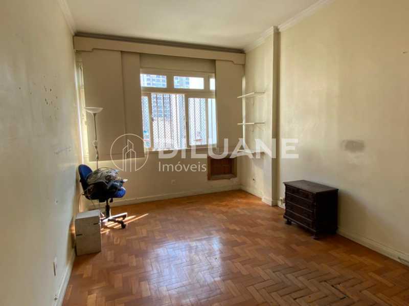 fb3695b2-b54c-44a8-ae3d-3c00b2 - 13