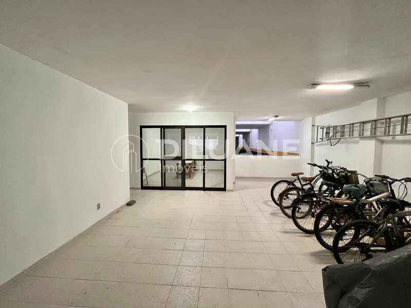 Conheça WhatsApp Image 2023-08-10 at 1 do imóvel - Apartamento à venda Avenida Gilka Machado, Recreio dos Bandeirantes, Rio de Janeiro - R$ 800.000 - CPAP30746 - 26 WhatsApp Image 2023-08-10 at 1 - 26
