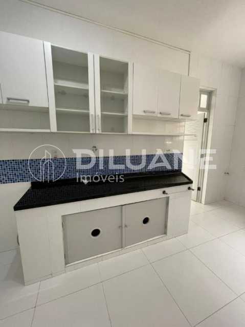 Conheça WhatsApp Image 2023-08-22 at 1 do imóvel - Apartamento 3 quartos à venda Copacabana, Rio de Janeiro - R$ 1.900.000 - BTAP31281 - 15 WhatsApp Image 2023-08-22 at 1 - 15