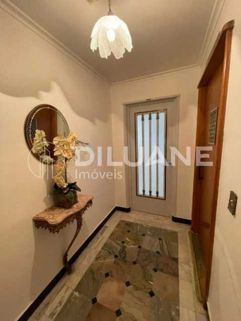 Conheça WhatsApp Image 2023-08-22 at 1 do imóvel - Apartamento 3 quartos à venda Copacabana, Rio de Janeiro - R$ 1.900.000 - BTAP31281 - 11 WhatsApp Image 2023-08-22 at 1 - 11