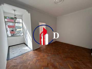 Barata Ribeiro - Posto 4 | Andar alto | Sol da manhã | 52 m² | Quarto e sala + dependência | Portaria 24h - CPAP10400