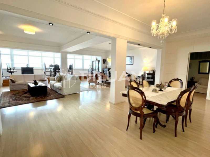 WhatsApp Image 2023-10-03 at 1 - 7