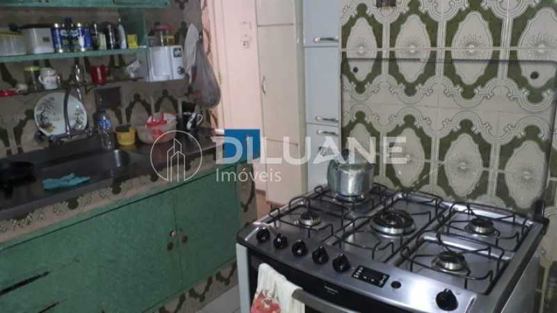 Conheça WhatsApp Image 2023-10-04 at 1 do imóvel - excelente apartamento de sala de 3 quartos com 1 vaga na escritura - CPAP30824 - 20 WhatsApp Image 2023-10-04 at 1 - 20