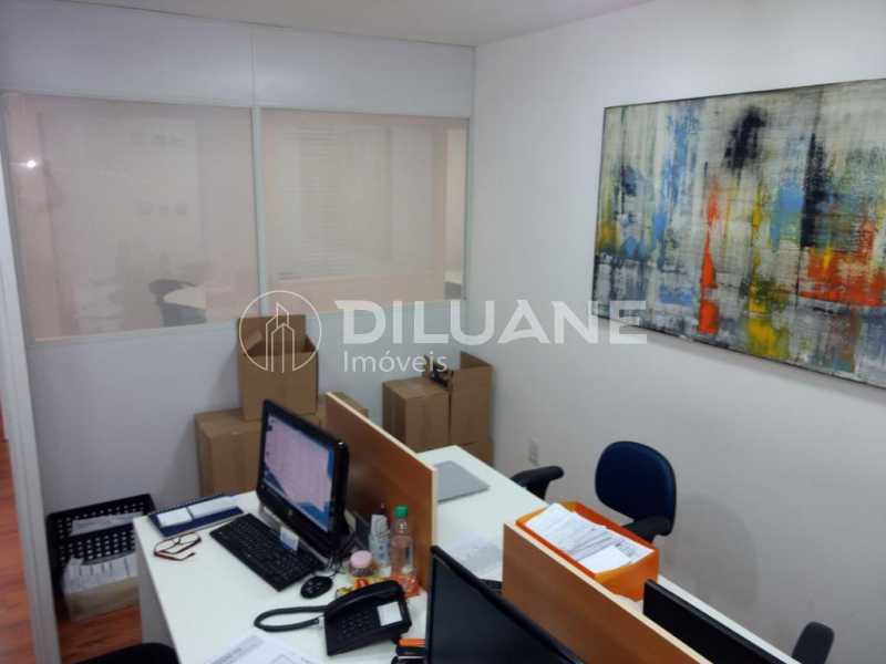 Conheça WhatsApp Image 2023-10-16 at 4 do imóvel - Sala Comercial 90m² à venda Rua Miguel Couto, Centro, Rio de Janeiro - R$ 170.000 - CPSL00101 - 16 WhatsApp Image 2023-10-16 at 4 - 16