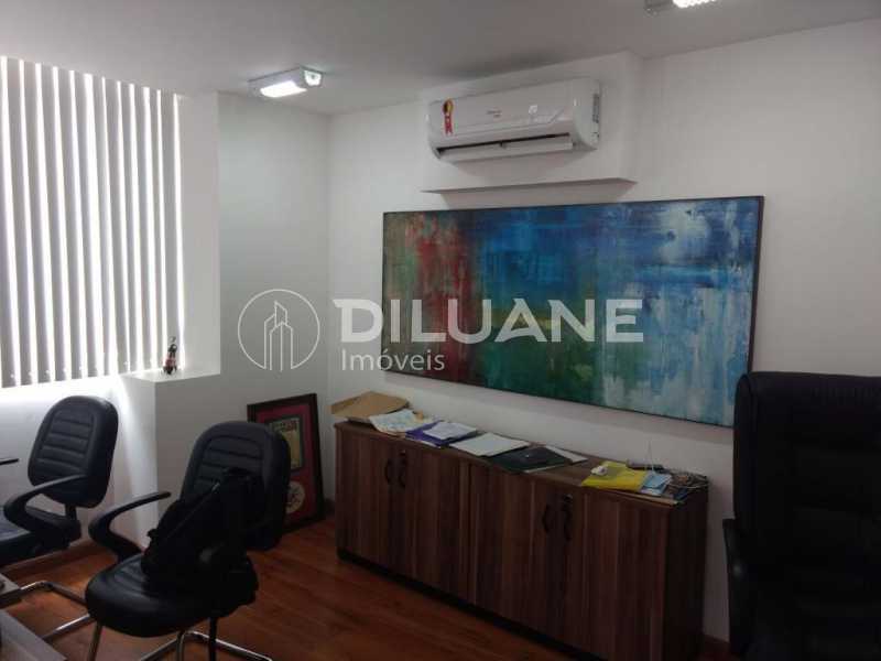 Conheça WhatsApp Image 2023-10-16 at 4 do imóvel - Sala Comercial 90m² à venda Rua Miguel Couto, Centro, Rio de Janeiro - R$ 170.000 - CPSL00101 - 21 WhatsApp Image 2023-10-16 at 4 - 21