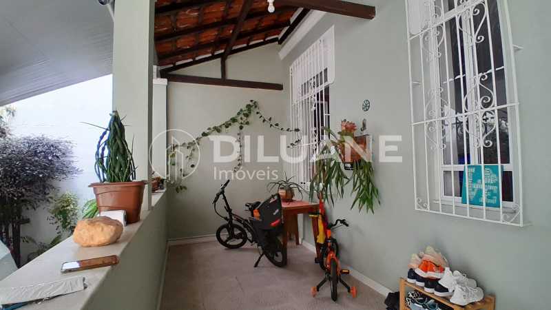 Conheça WhatsApp Image 2023-11-01 at 1 do imóvel - Casa de Vila à venda Rua Conde de Irajá, Botafogo, Rio de Janeiro - R$ 1.950.000 - BTCV30032 - 2 WhatsApp Image 2023-11-01 at 1 - 2