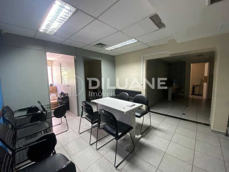 Conheça WhatsApp Image 2023-10-23 at 1 do imóvel - Sala Comercial 194m² para venda e aluguel Centro, Rio de Janeiro - R$ 450.000 - CPSL00103 - 41 WhatsApp Image 2023-10-23 at 1 - 41