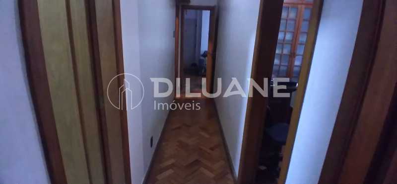 da051825-a237-4c25-a4fb-be7462 - 26