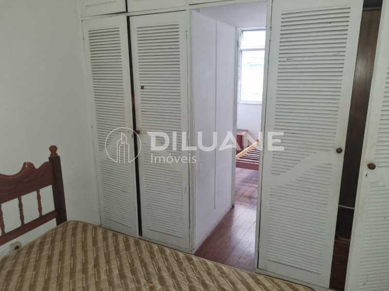 9b2593e2-dbf5-4fa6-8b95-1ea681 - 9