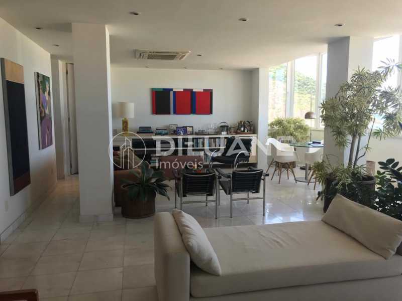 Conheça WhatsApp Image 2023-11-08 at 1 do imóvel - Apartamento à venda Avenida Atlântica, Copacabana, Rio de Janeiro - R$ 2.950.000 - CPAP20602 - 3 WhatsApp Image 2023-11-08 at 1 - 3