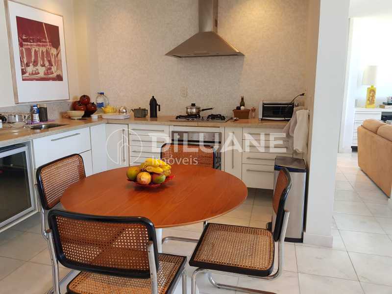 Conheça WhatsApp Image 2023-11-08 at 1 do imóvel - Apartamento à venda Avenida Atlântica, Copacabana, Rio de Janeiro - R$ 2.950.000 - CPAP20602 - 26 WhatsApp Image 2023-11-08 at 1 - 26