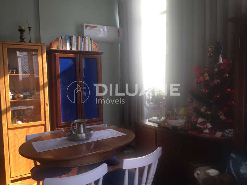 WhatsApp Image 2023-11-17 at 1 - 8