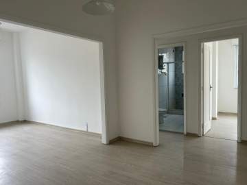 Ótimo apartamento na Duvivier, 03 dormitórios um deles vista mar, andar alto, arejado, claro, ótima localização. - CPAP30881