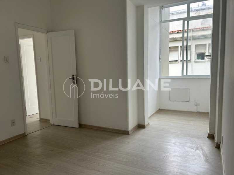 Conheça quarto1. do imóvel - Ótimo apartamento na Duvivier, 03 dormitórios um deles vista mar, andar alto, arejado, claro, ótima localização. - CPAP30881 - 14 quarto1. - 14